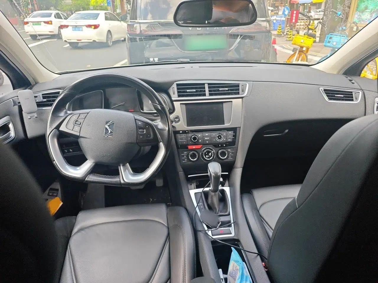DS 5LS 2015 1.6T Luxury Edition THP160 — миниатюра 9