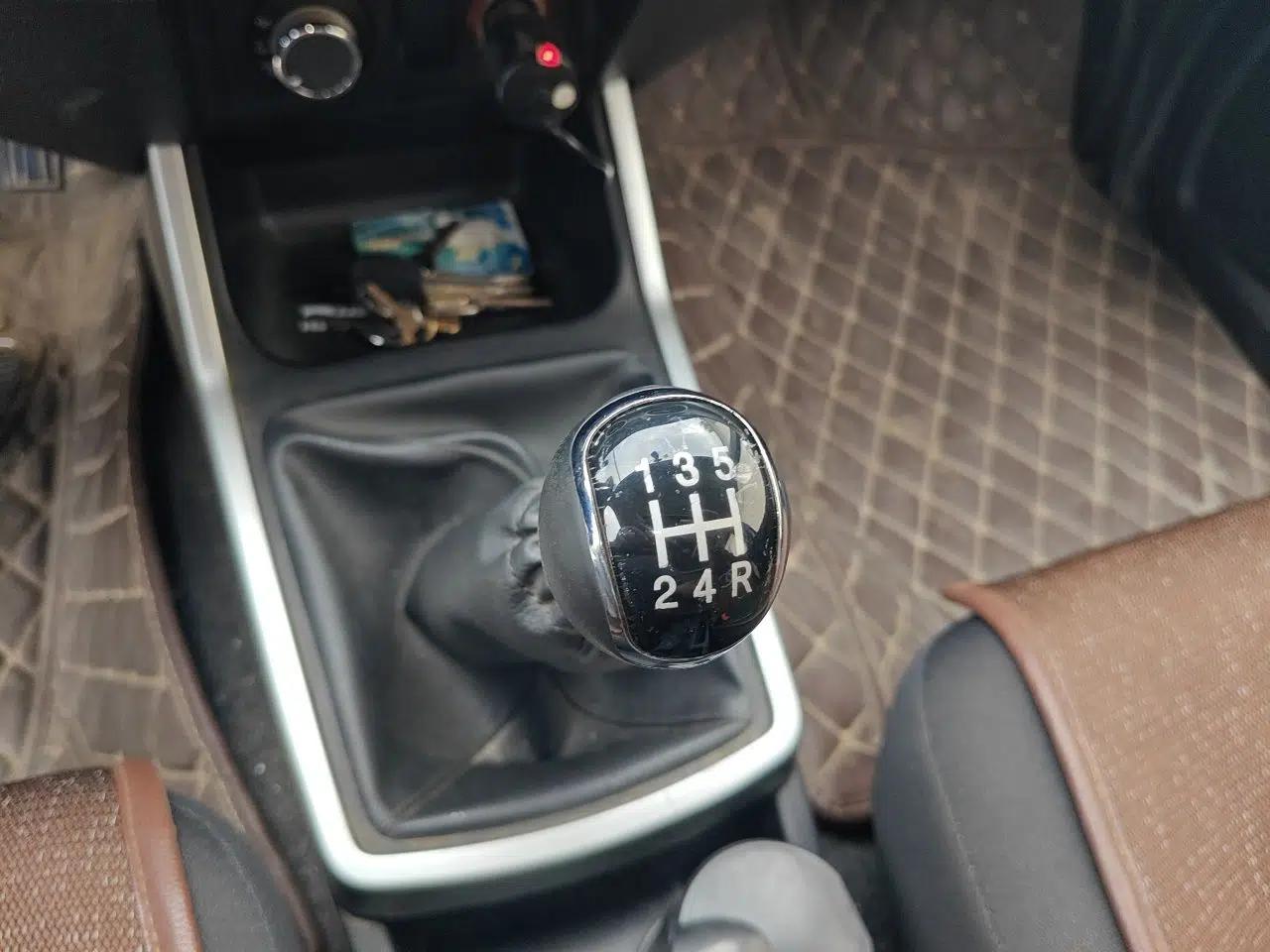 Dongfeng Ruichi 2018 2.4L Gasoline 4x4 Standard Version ZG24 — миниатюра 14