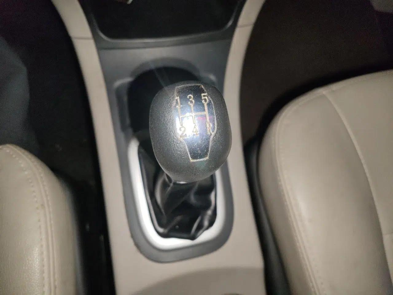 Dongfeng Shuaike 2016 1.5L Manual Luxury Model — миниатюра 14