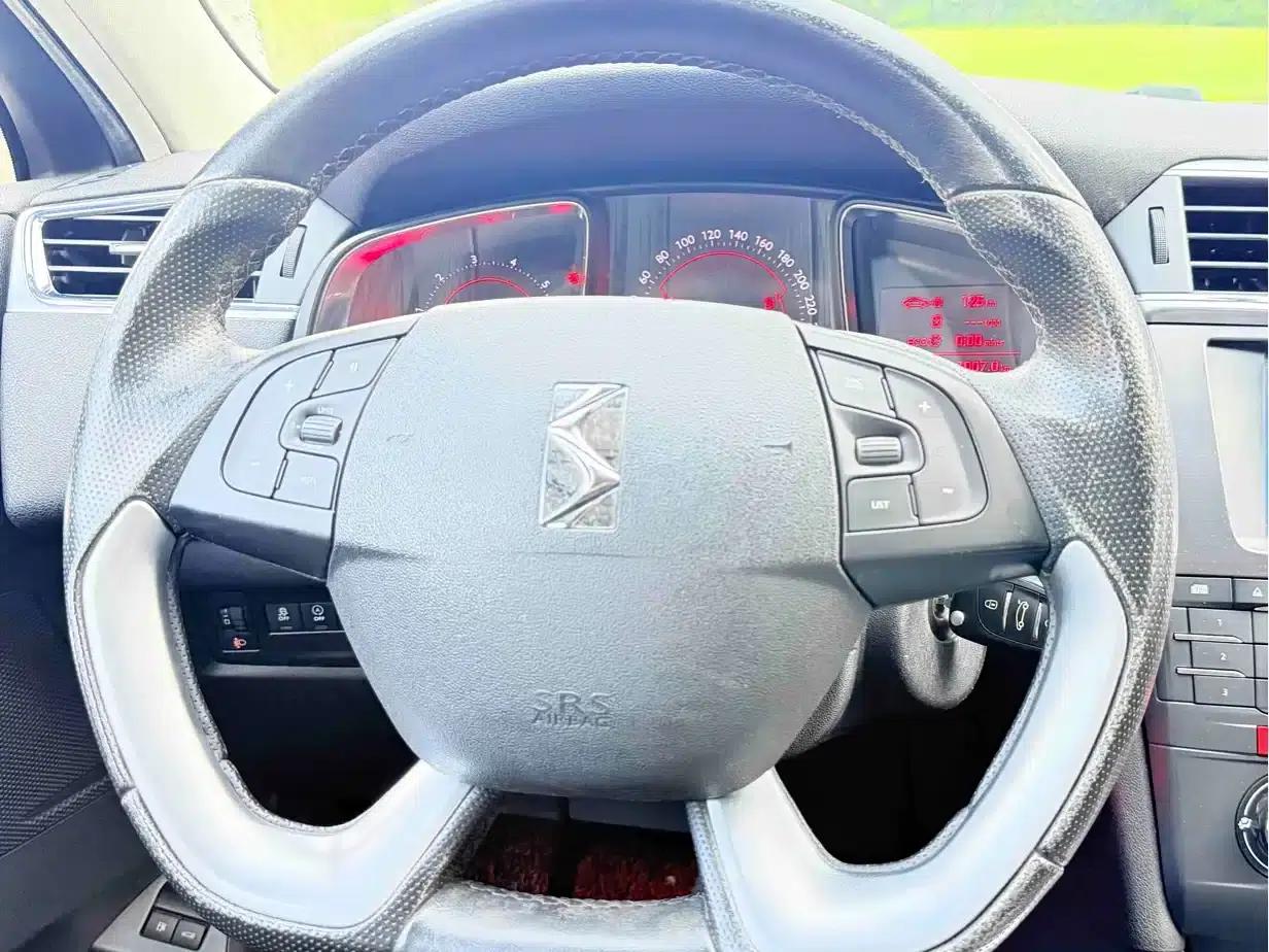 DS 6 2014 1.6T Comfort Edition THP160 — миниатюра 18
