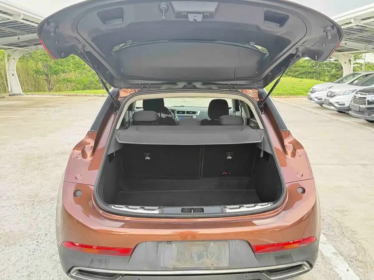 DS 6 2014 1.6T Comfort Edition THP160 — миниатюра 9