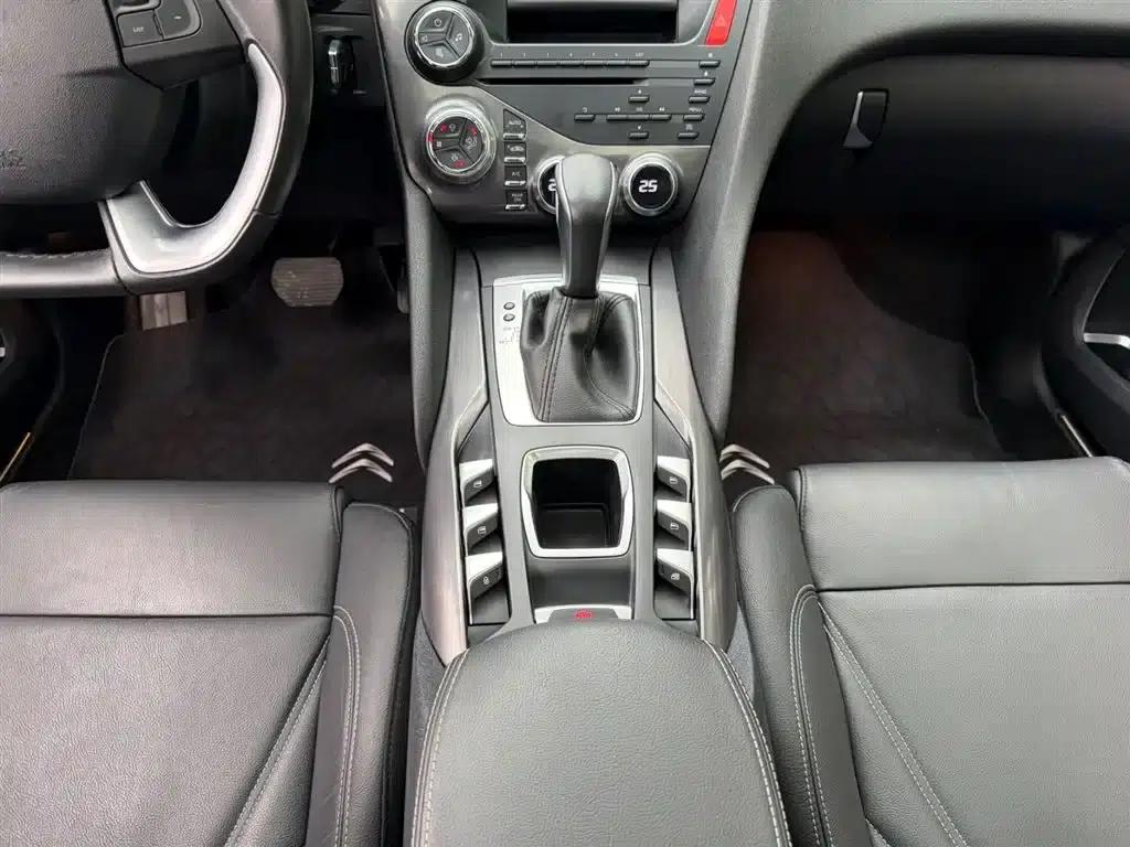 DS 5 2015 1.6T Luxury Edition THP160 — миниатюра 7
