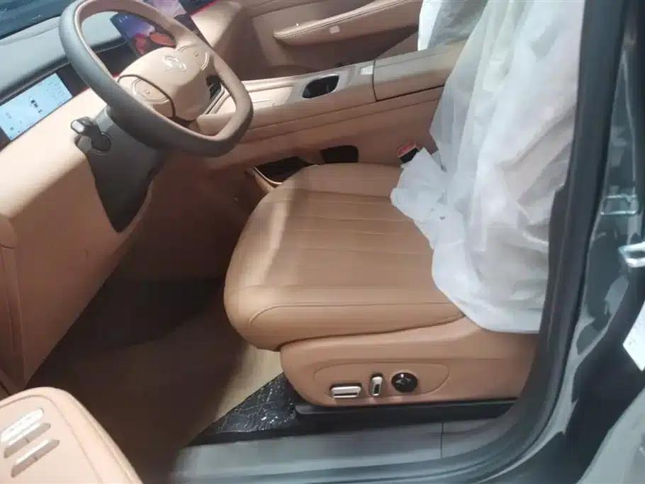 Dongfeng Fengshen L8 2025 Model 112KM Dream Edition — миниатюра 9