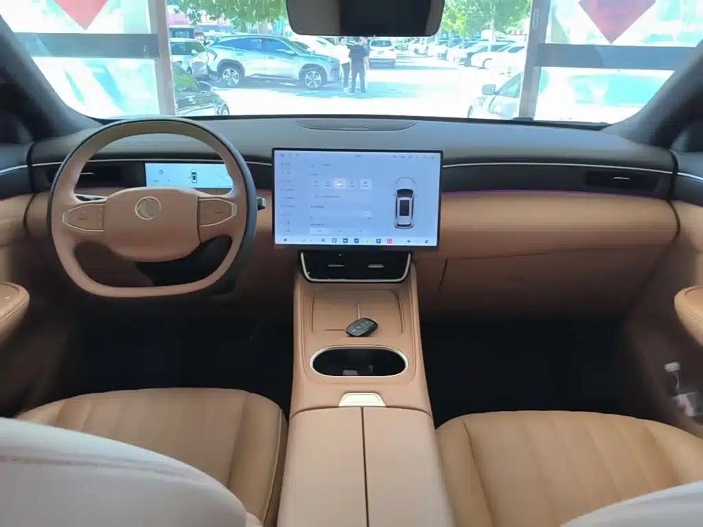 Dongfeng Fengshen L8 2025 Model 185KM Dream Edition — миниатюра 10
