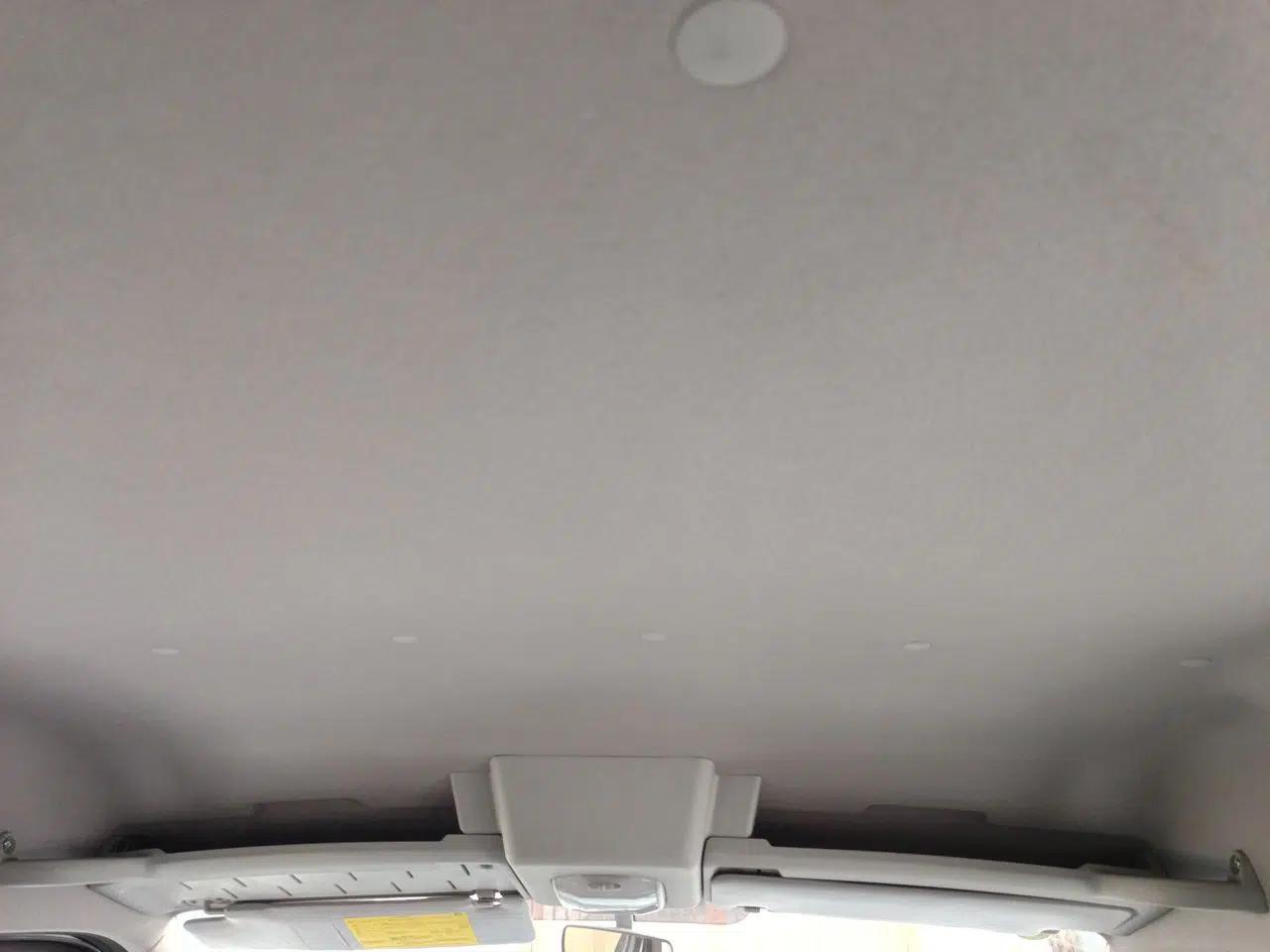 Dongfeng Yufeng 2023 V9+ 2.0T Manual Rear-Drive Multi-Function Mid-Height 7/8/9-Seater — миниатюра 18