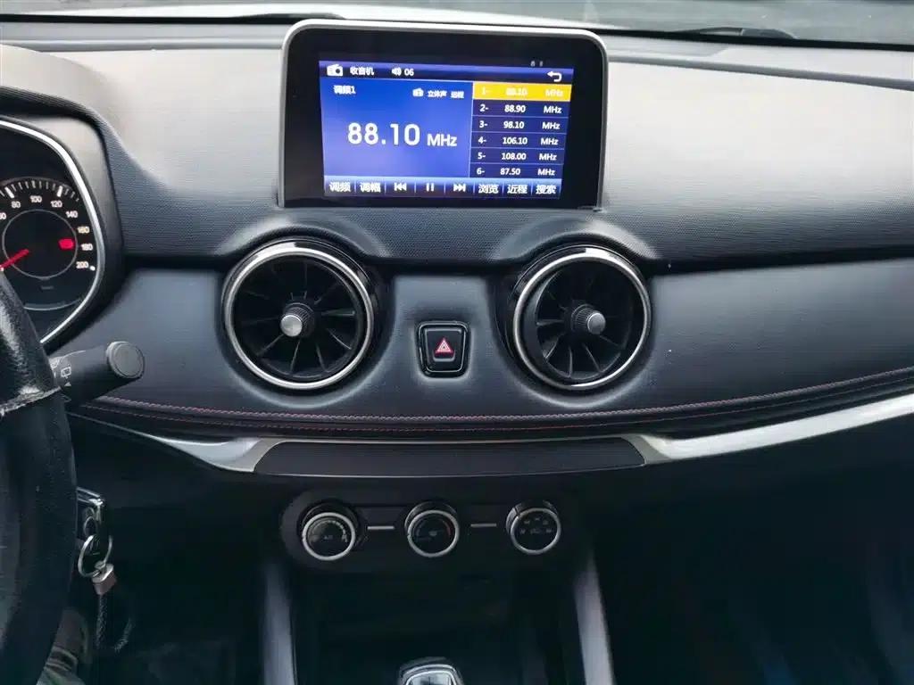Fengguang 500 2021 Model 1.5L CVT Enjoy Edition — миниатюра 9