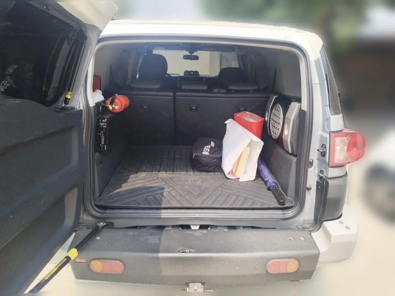 Toyota FJ Cruiser 4.0FJ parallel import — миниатюра 19
