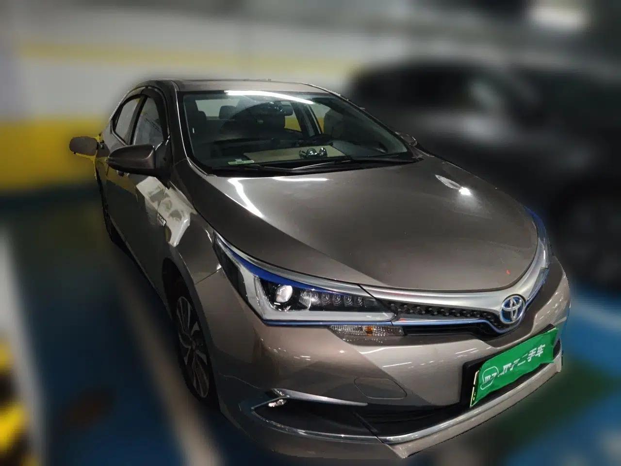 Toyota Corolla Hybrid E+ 2019 1.8L E-CVT Luxury Edition — миниатюра 3