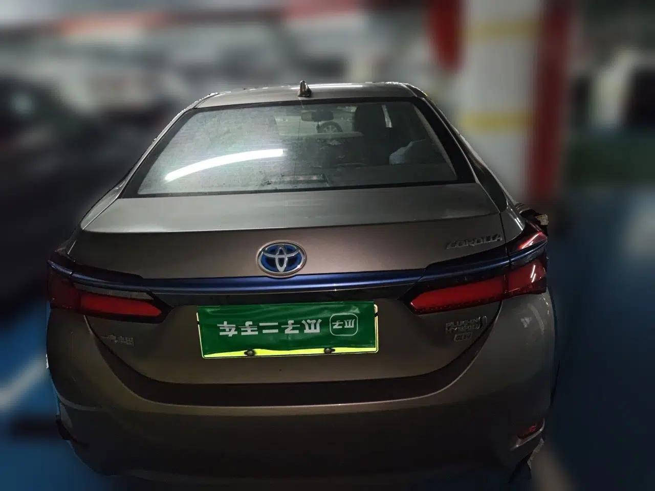 Toyota Corolla Hybrid E+ 2019 1.8L E-CVT Luxury Edition — миниатюра 5