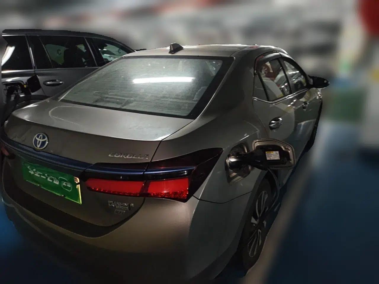 Toyota Corolla Hybrid E+ 2019 1.8L E-CVT Luxury Edition — миниатюра 6