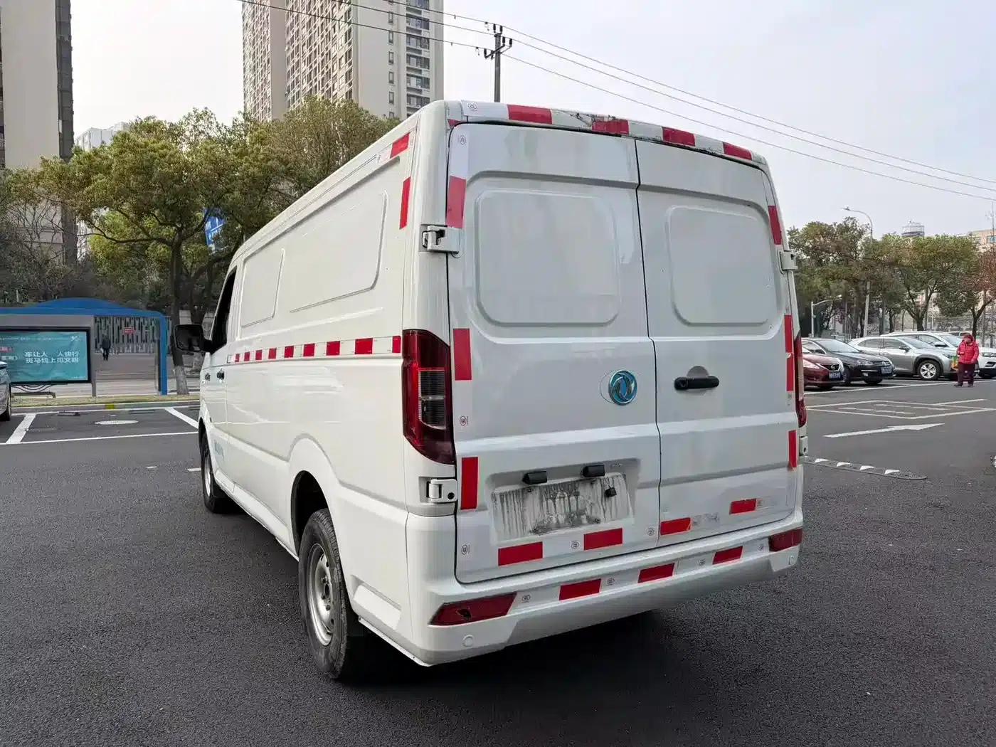 Yufeng EM26 2023 Standard Edition 41.472kWh Henan Lithium Power — миниатюра 6