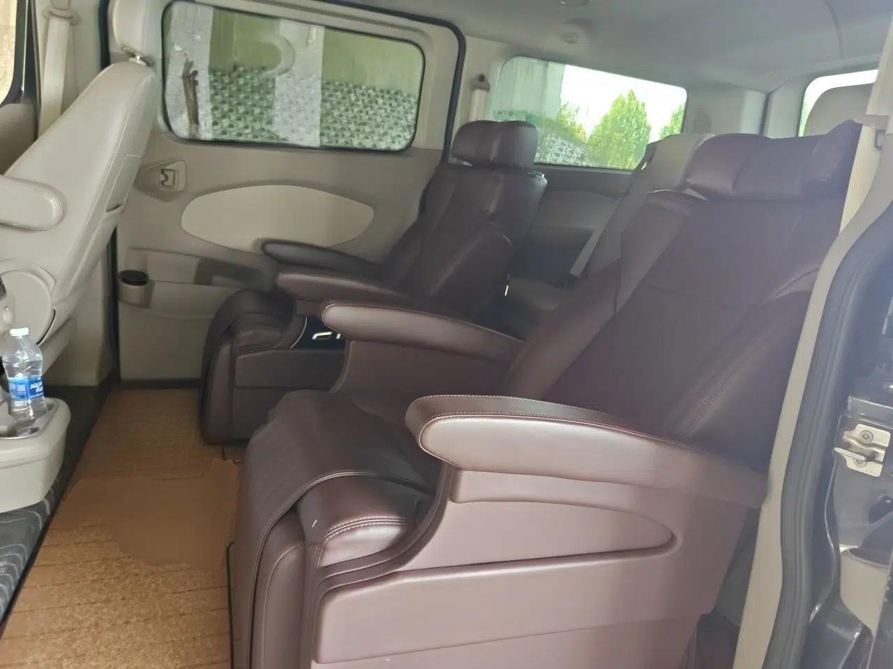 Ford Tourneo Custom 2017 2.0T Automatic Elite Version — миниатюра 17