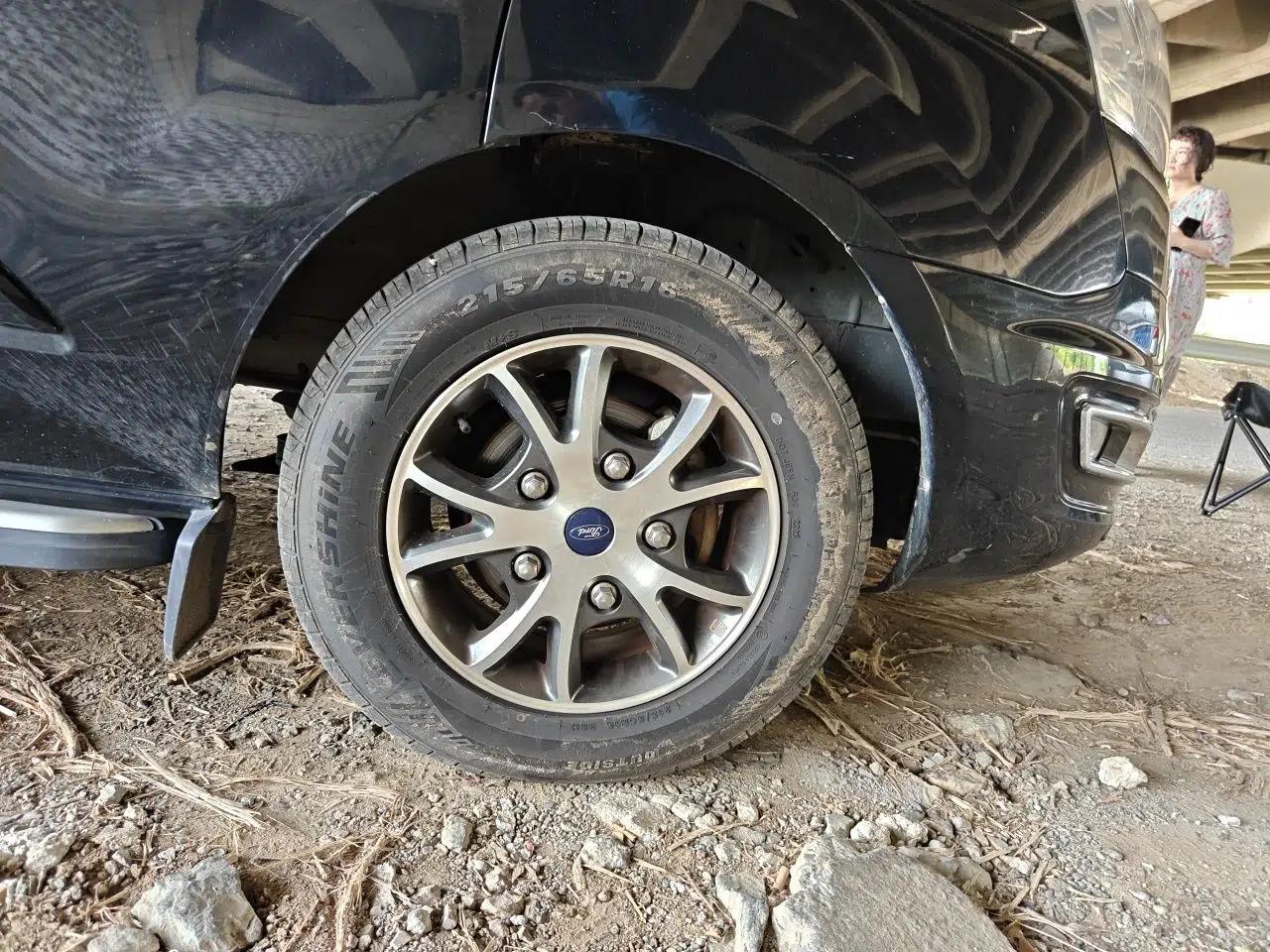 Ford Tourneo Custom 2017 2.0T Automatic Elite Version — миниатюра 8