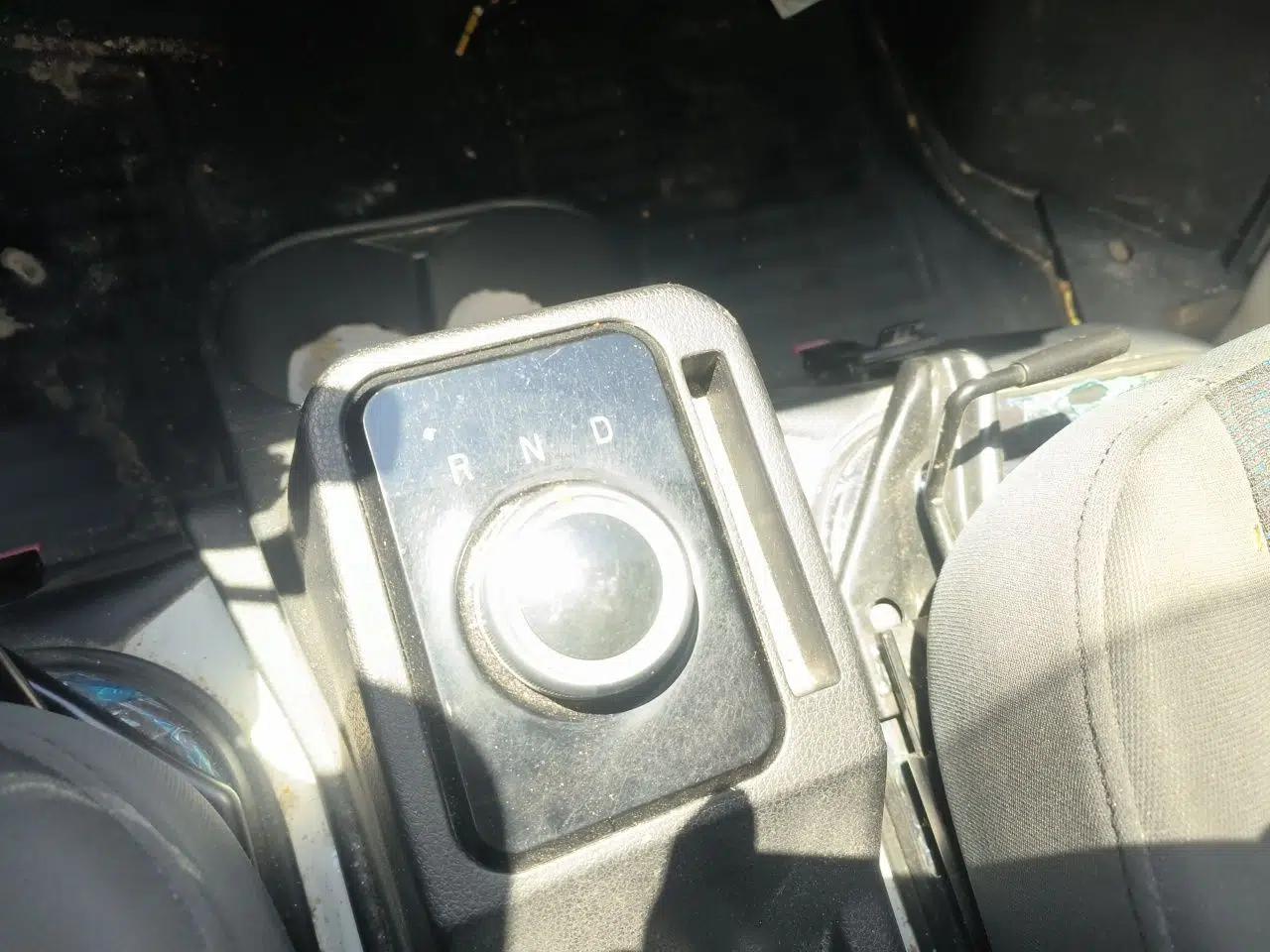 Foton Skyworth EV6 2023 Fast and Slow Charging Version — миниатюра 15