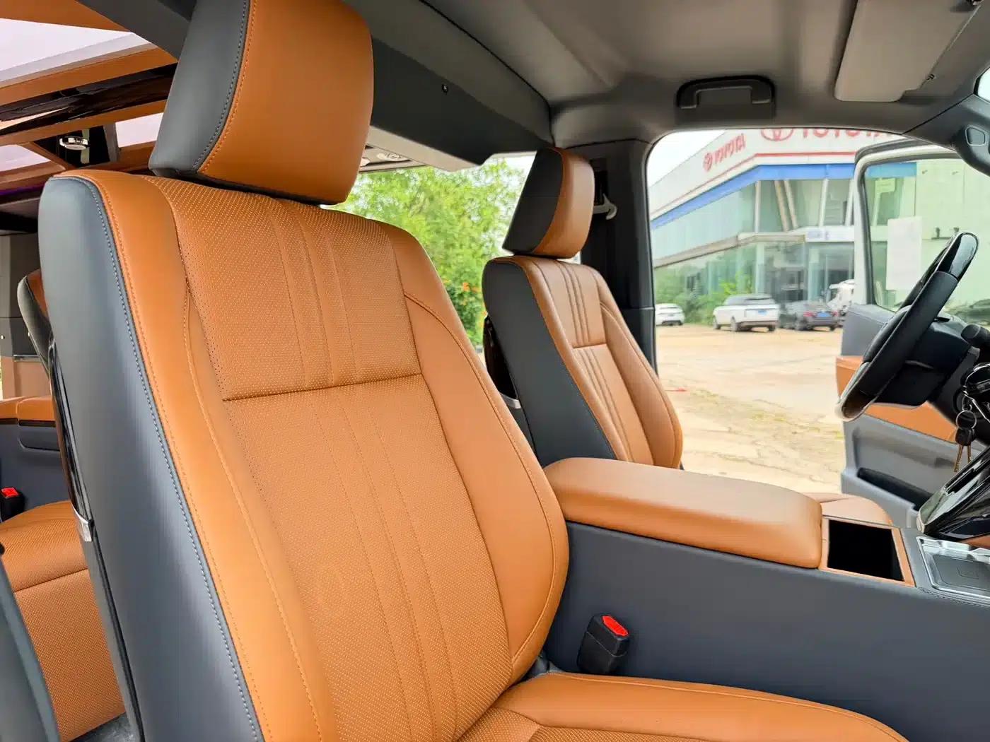 2026 HIACE 3.5L Automatic — миниатюра 14
