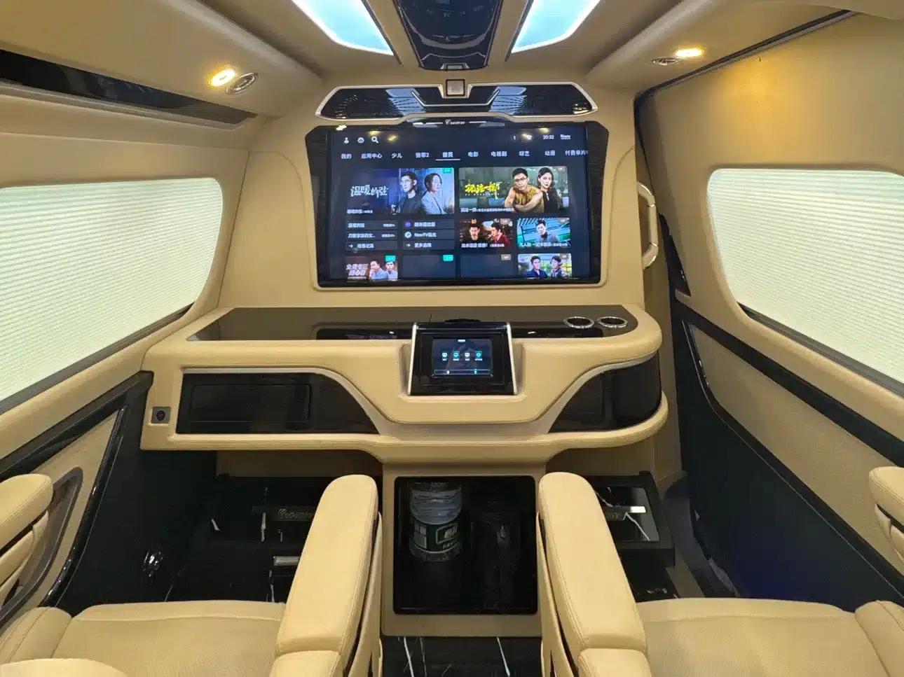 2023 HIACE 3.5L Automatic — миниатюра 14