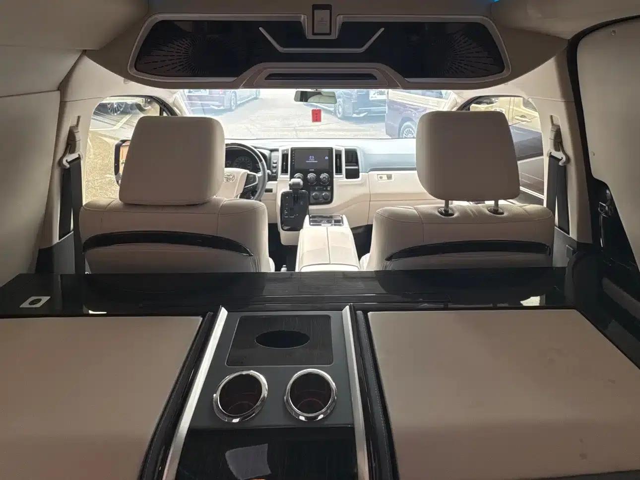 2023 HIACE 3.5L Automatic — миниатюра 18