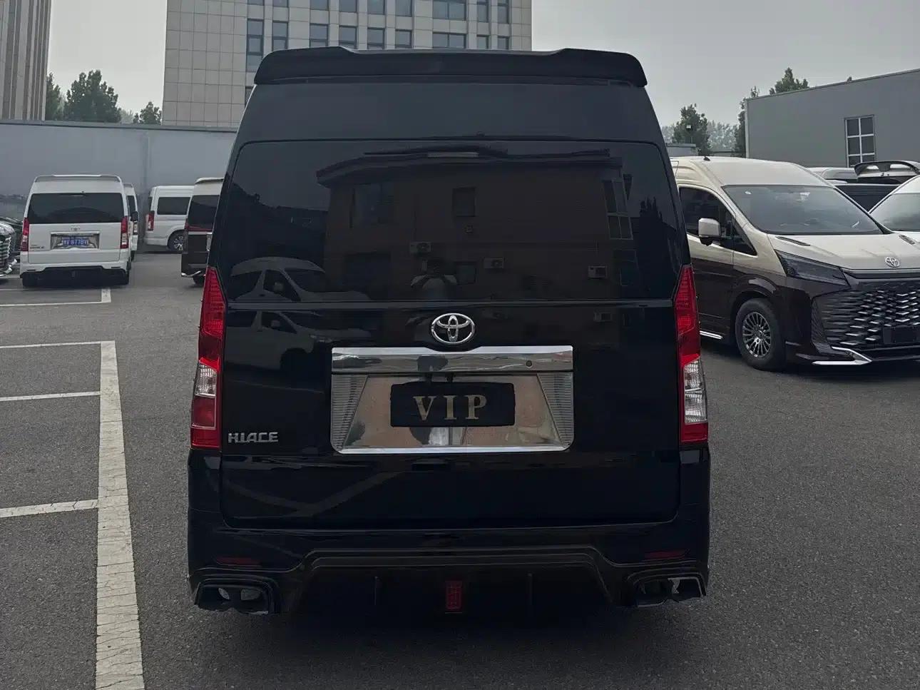2023 HIACE 3.5L Automatic — миниатюра 3