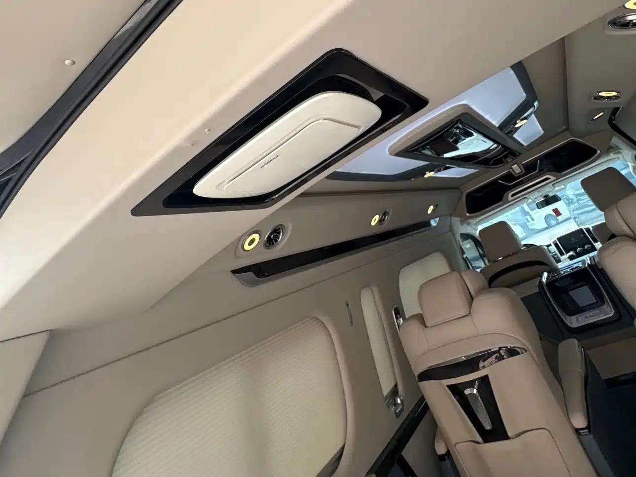 2023 HIACE 3.5L Automatic — миниатюра 28
