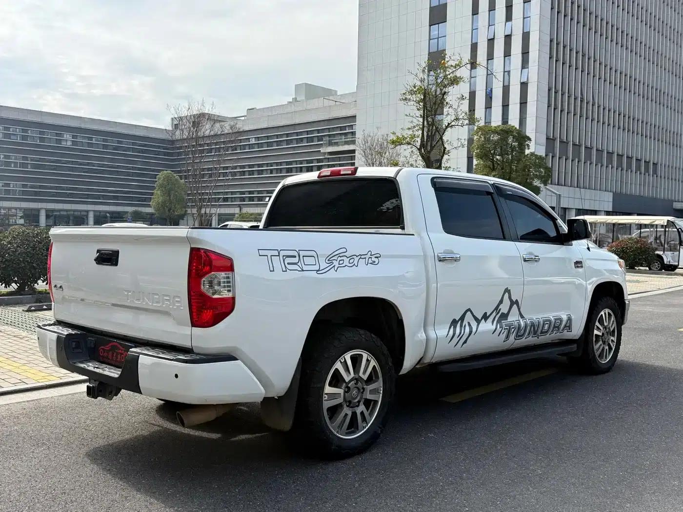2014 Tundra 5.7L 1794 Edition — миниатюра 13