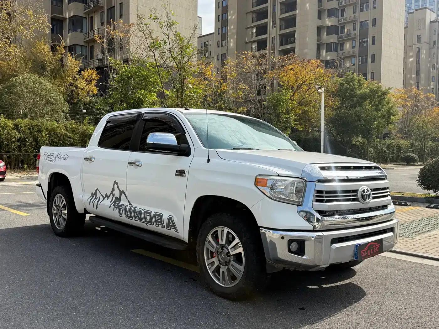 2014 Tundra 5.7L 1794 Edition — миниатюра 3