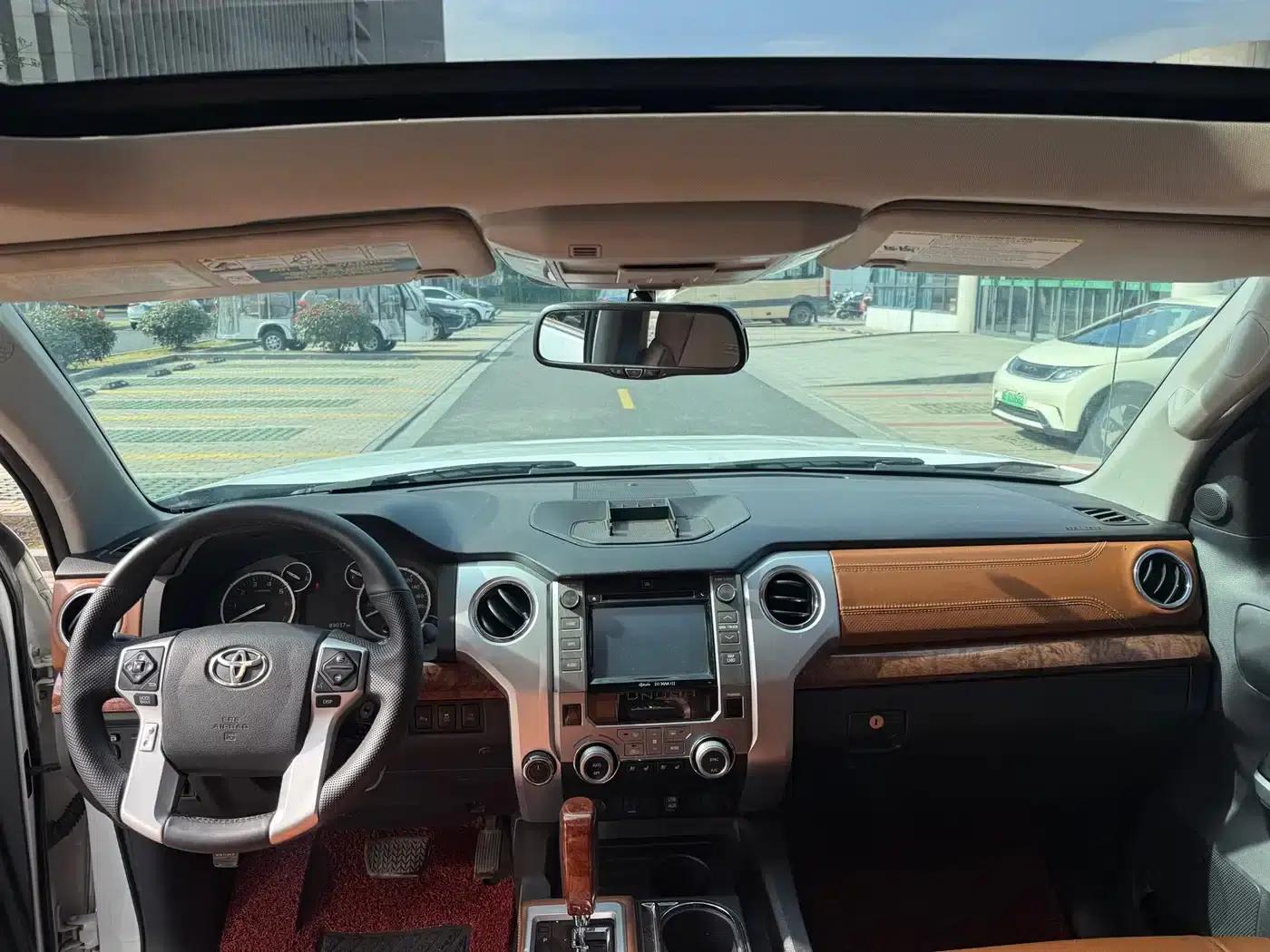 2014 Tundra 5.7L 1794 Edition — миниатюра 9