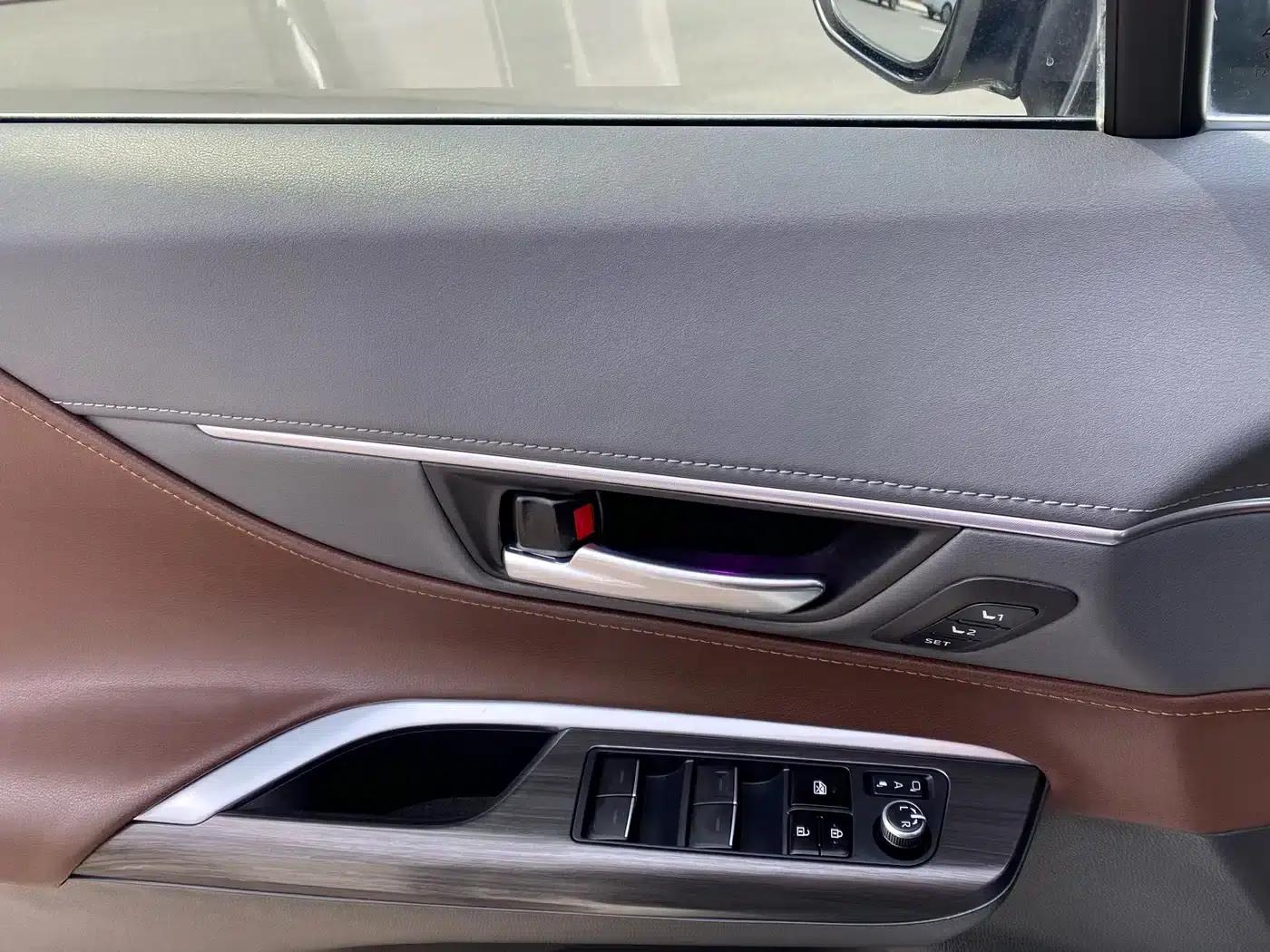 HARRIER 2024 2.0L CVT 2WD Premium Edition — миниатюра 17