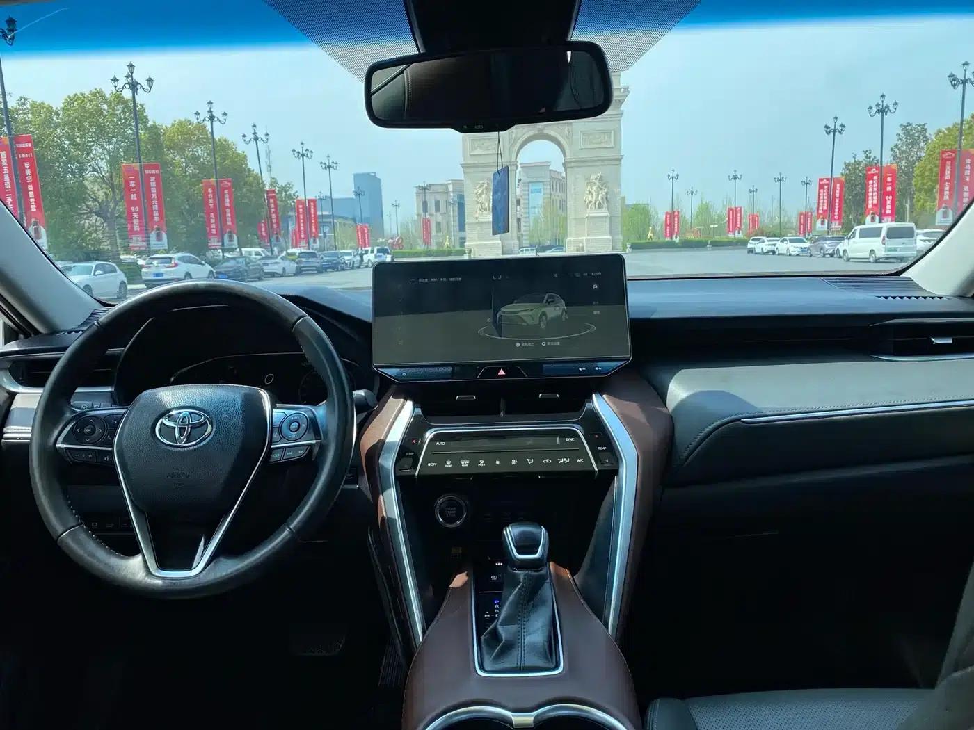 HARRIER 2024 2.0L CVT 2WD Premium Edition — миниатюра 24