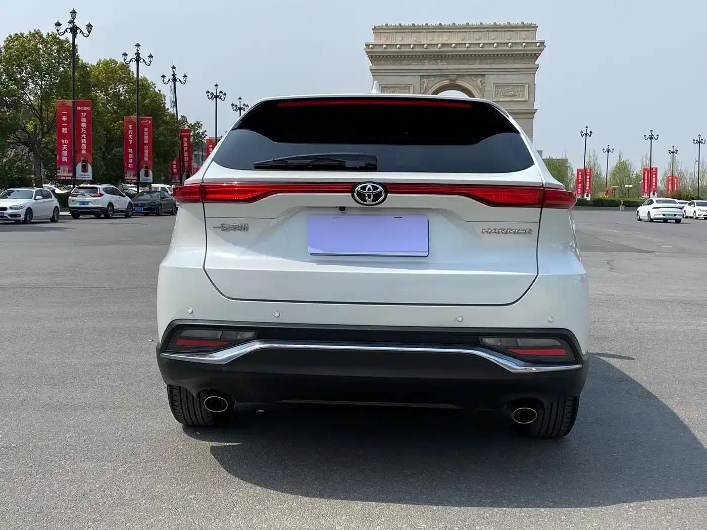 HARRIER 2024 2.0L CVT 2WD Premium Edition — миниатюра 6