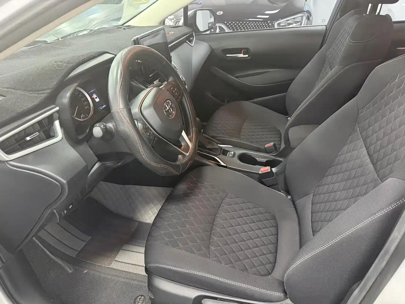 2022 Avalon 2.0L Premium Edition — миниатюра 5