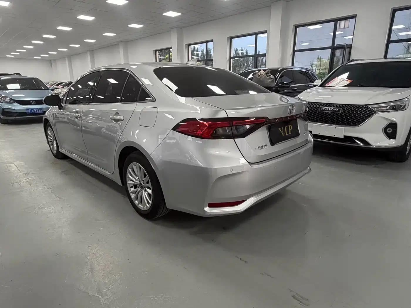 2022 Avalon 2.0L Premium Edition — миниатюра 7