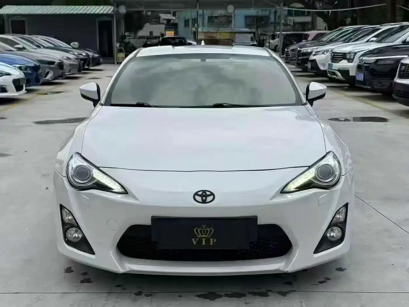 Toyota 86 2014 2.0L Automatic Luxury — миниатюра 2