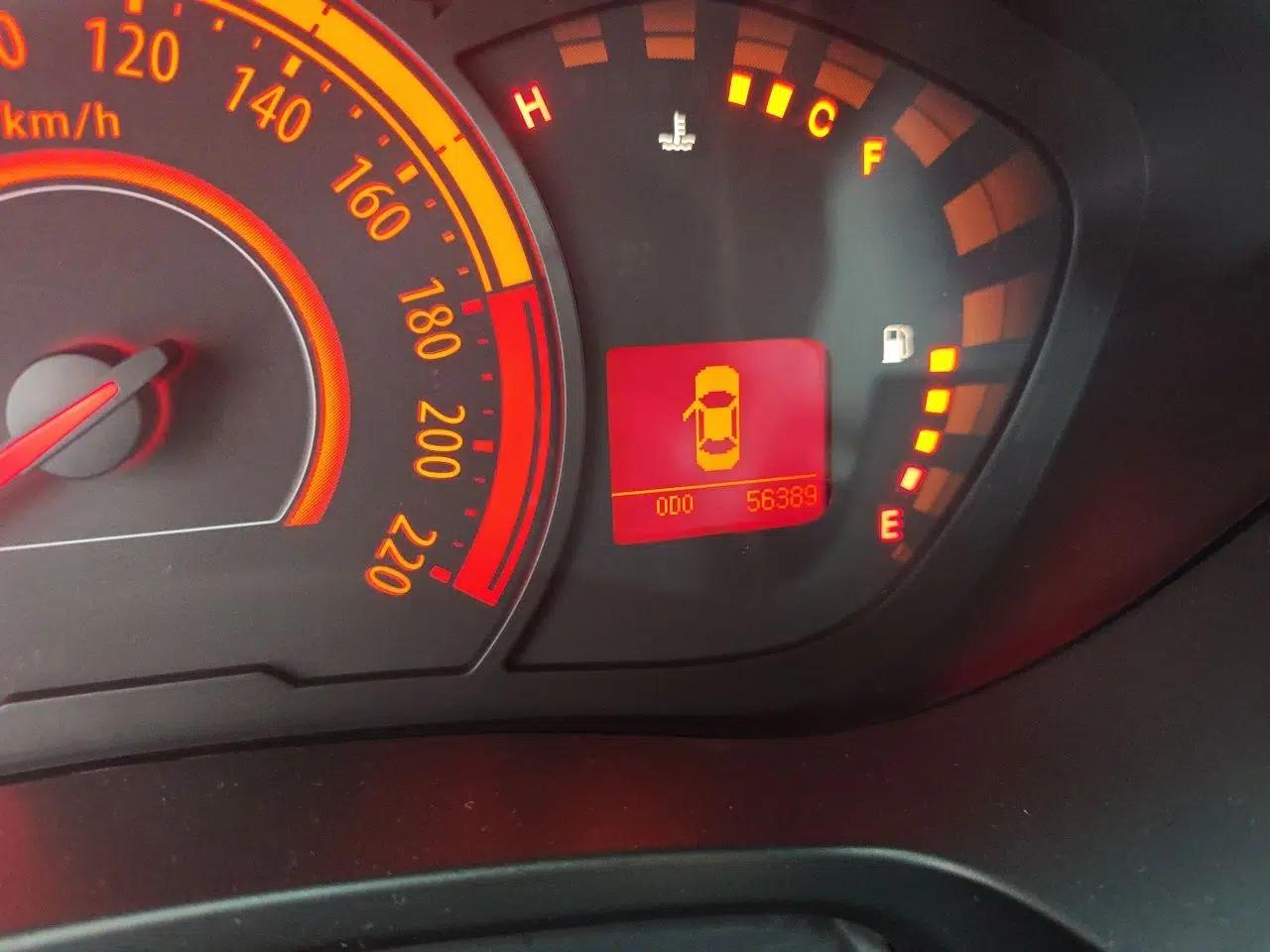 GAC Trumpchi GA3 2013 1.6L Manual Luxury ESP Version — миниатюра 12