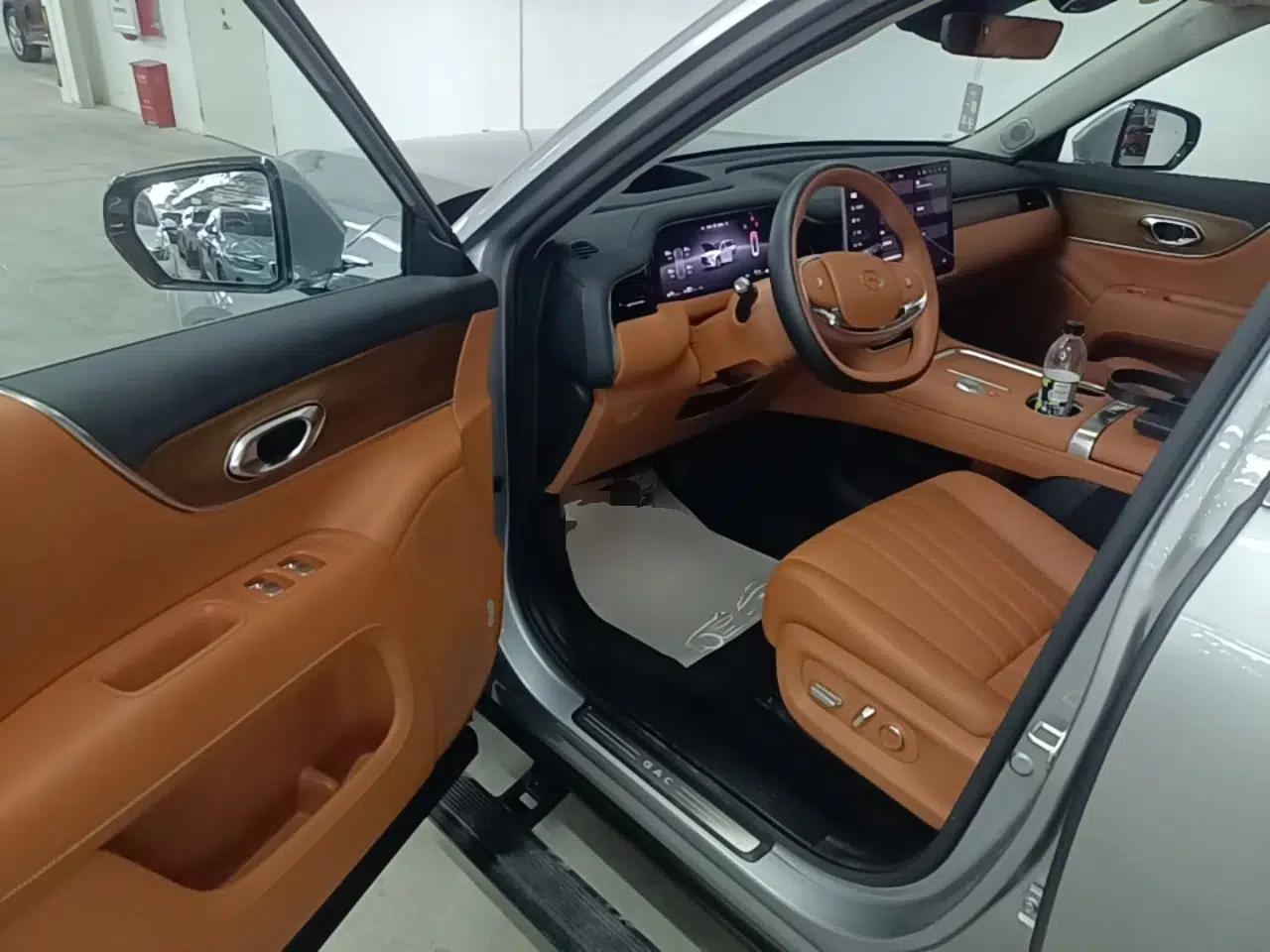 GAC Trumpchi S9 2025 Model Qiankun Ultra 6-Seater — миниатюра 18
