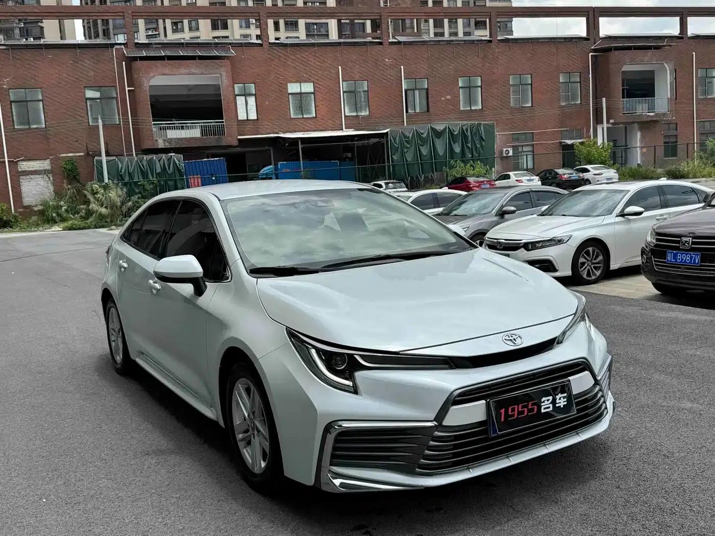 2023 Geely Lingshang 2.0L Leading Edition — миниатюра 3