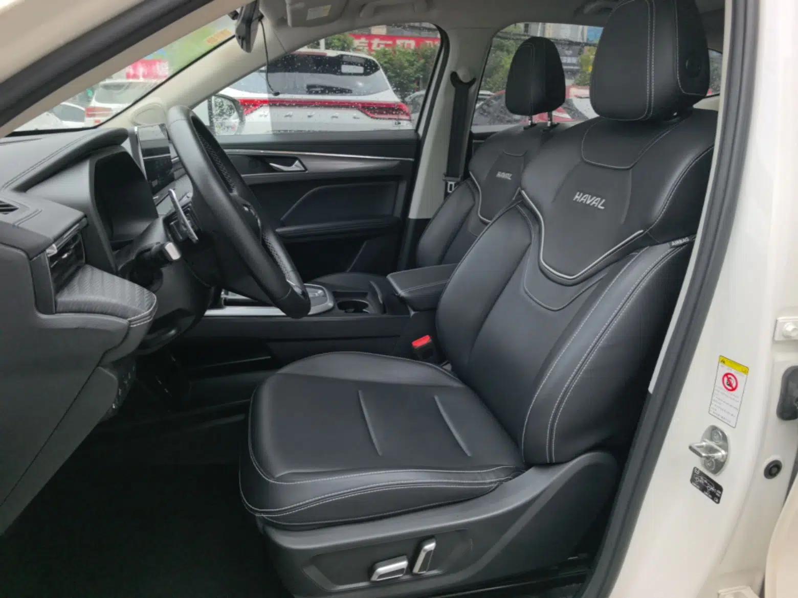 Haval JOLION 2021 1.5T Automatic Grand Three-Volume Version — миниатюра 17