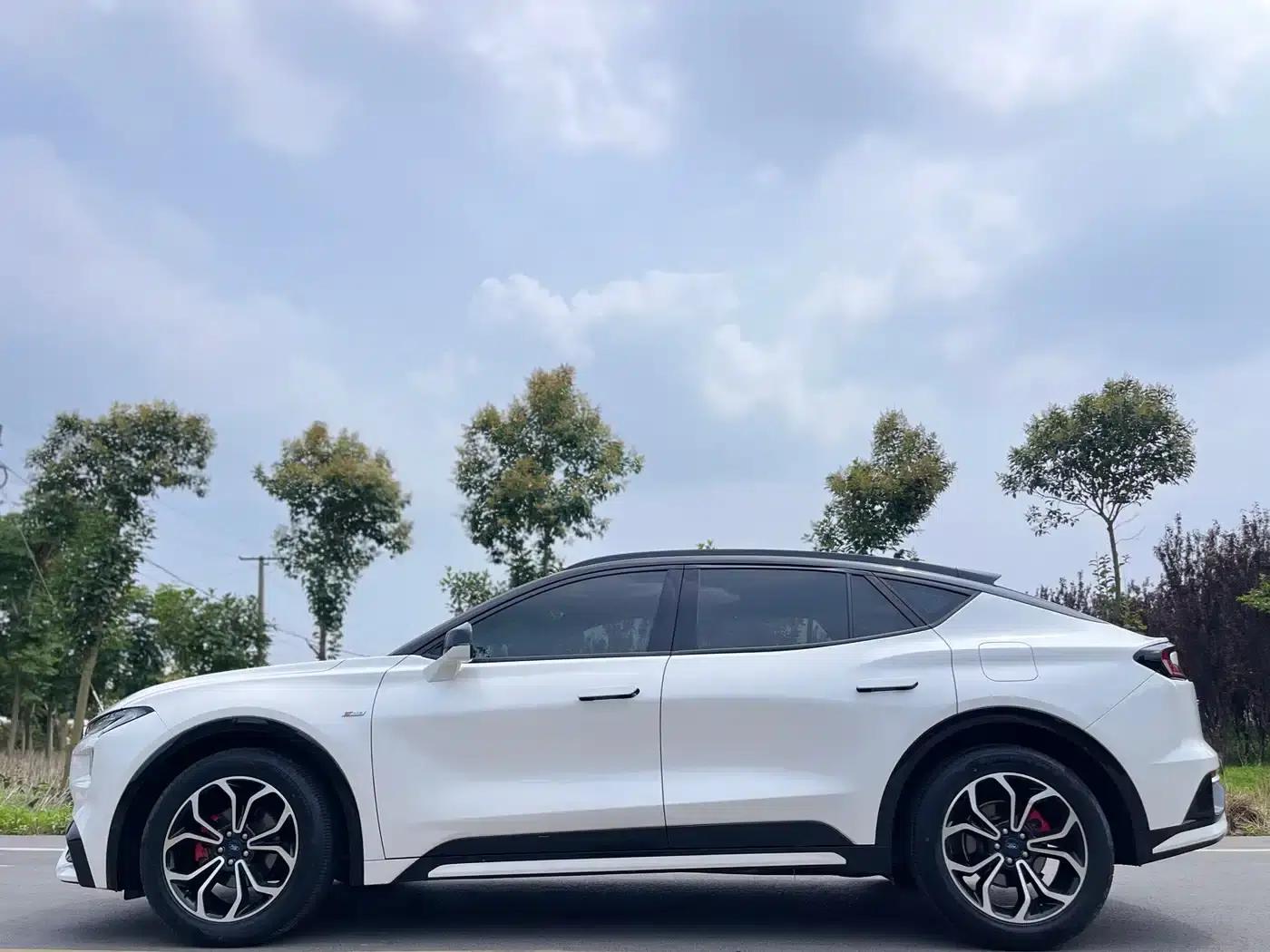 EVOS 2022 EcoBoost 245 Sport Edition — миниатюра 4