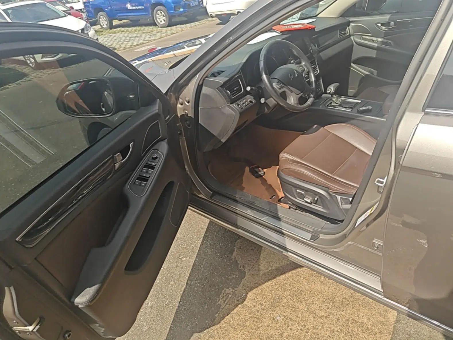 Hongqi H7 2018 2.0T Flagship Edition — миниатюра 18