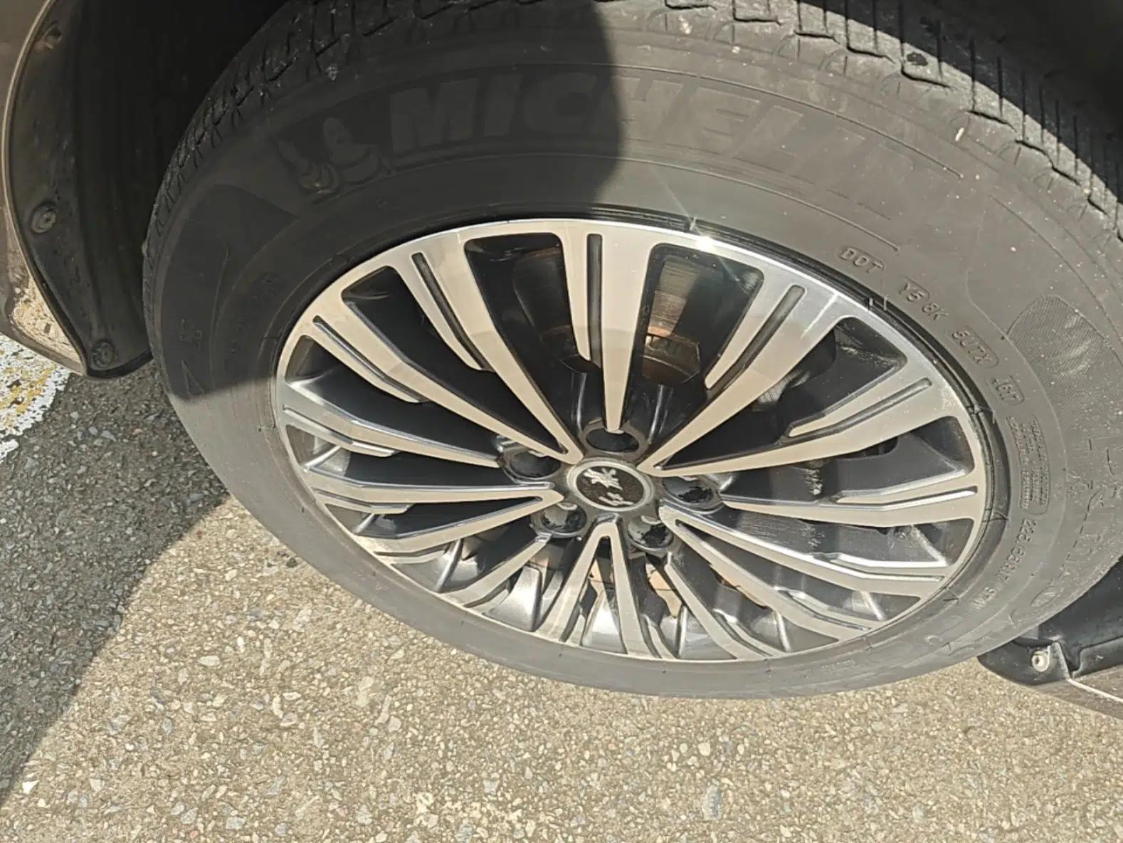 Hongqi H7 2018 2.0T Flagship Edition — миниатюра 10