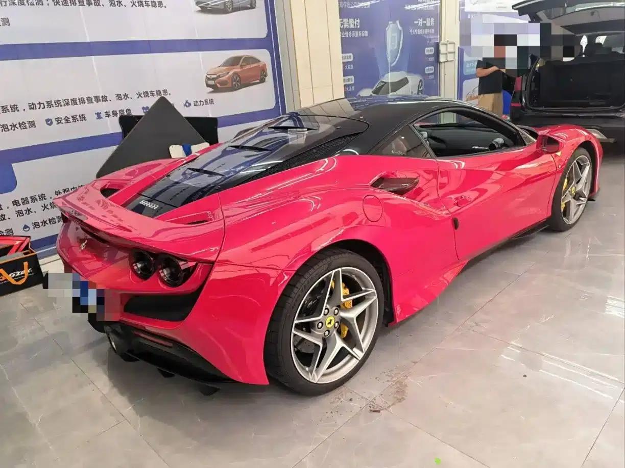 Ferrari F8 2019 Tributo 3.9T V8 — миниатюра 2