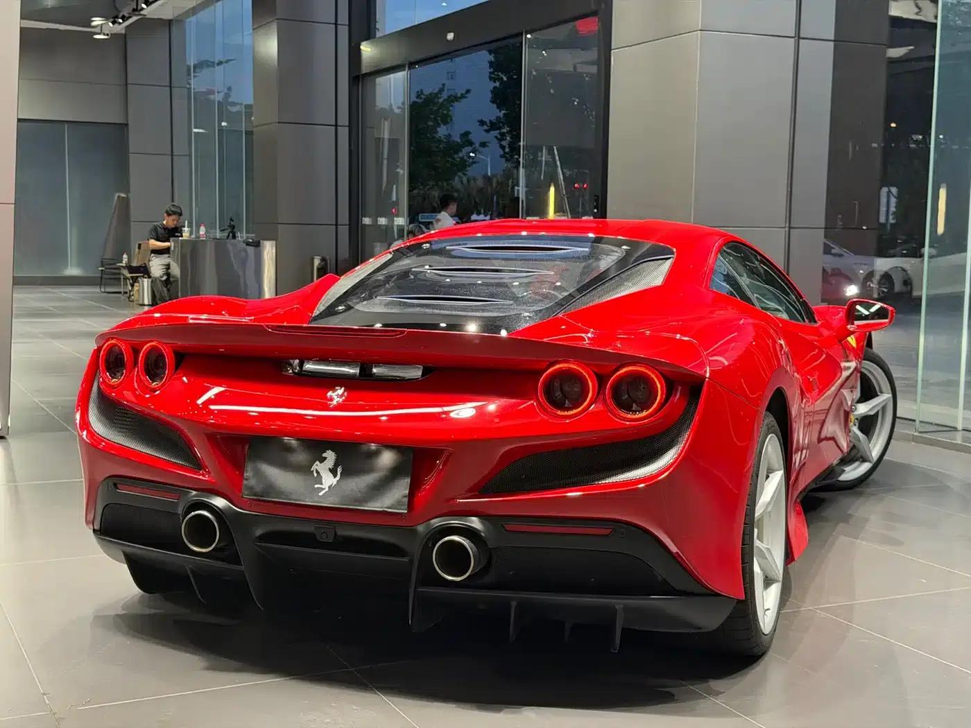 Ferrari F8 2019 Tributo 3.9T V8 — миниатюра 3