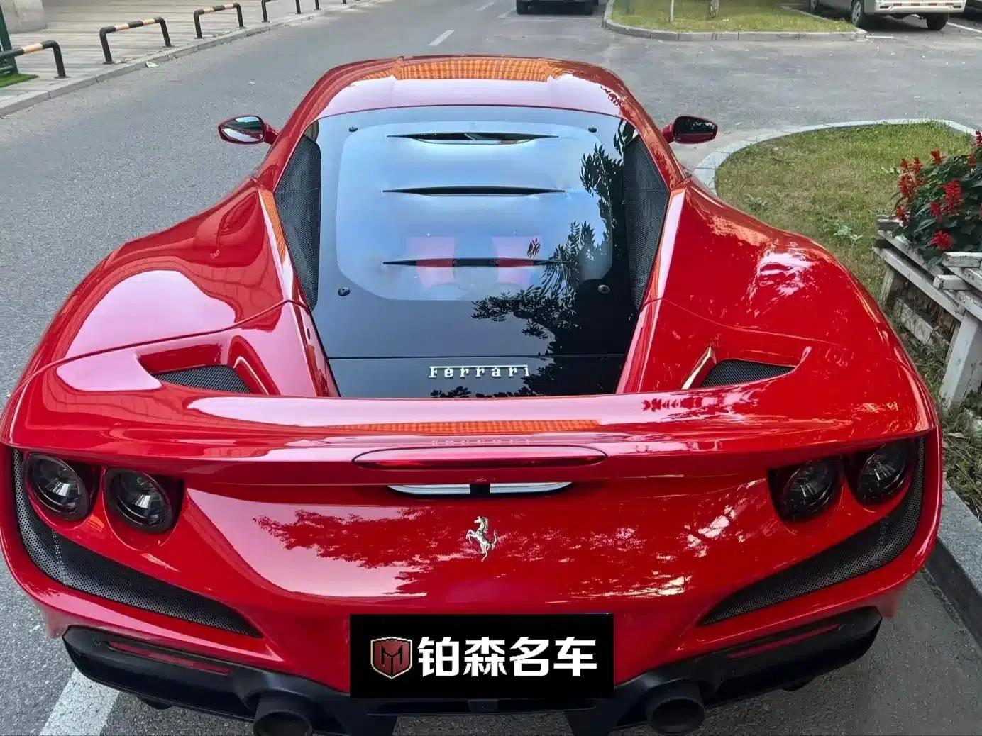 Ferrari F8 2019 Tributo 3.9T V8 — миниатюра 2