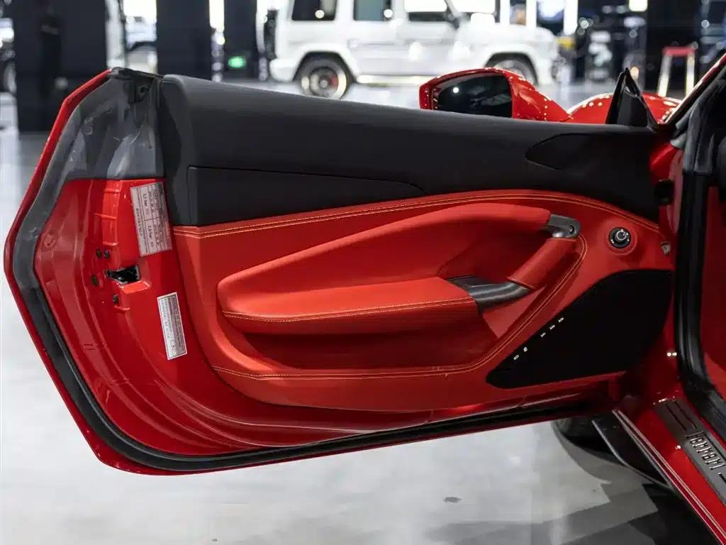 Ferrari F8 2019 Tributo 3.9T V8 — миниатюра 14