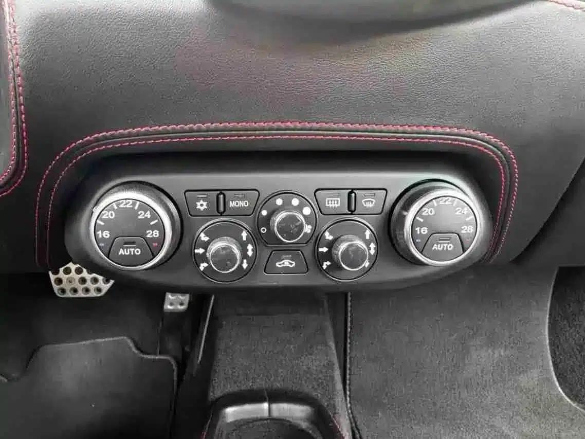 Ferrari 458 2011 4.5L Italia — миниатюра 6