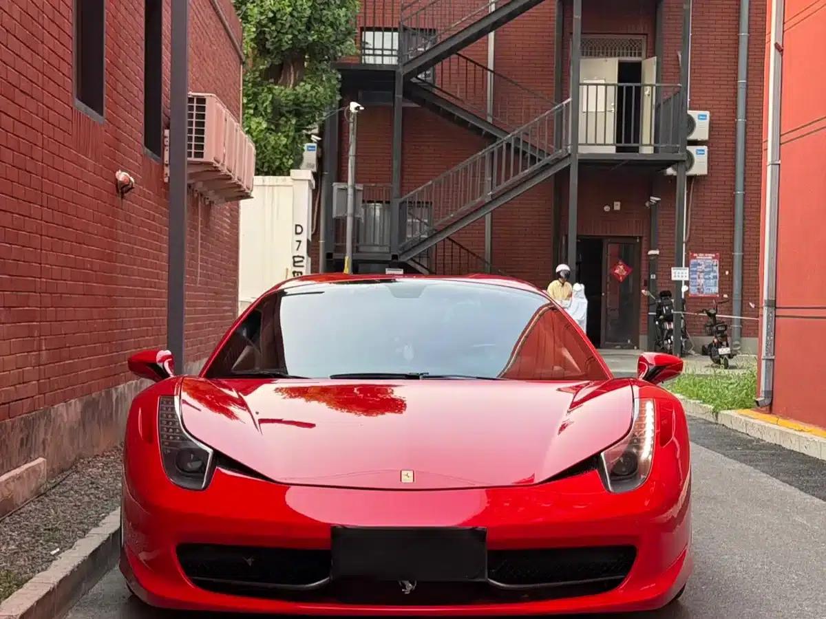 Ferrari 458 2013 4.5L Spider — миниатюра 1