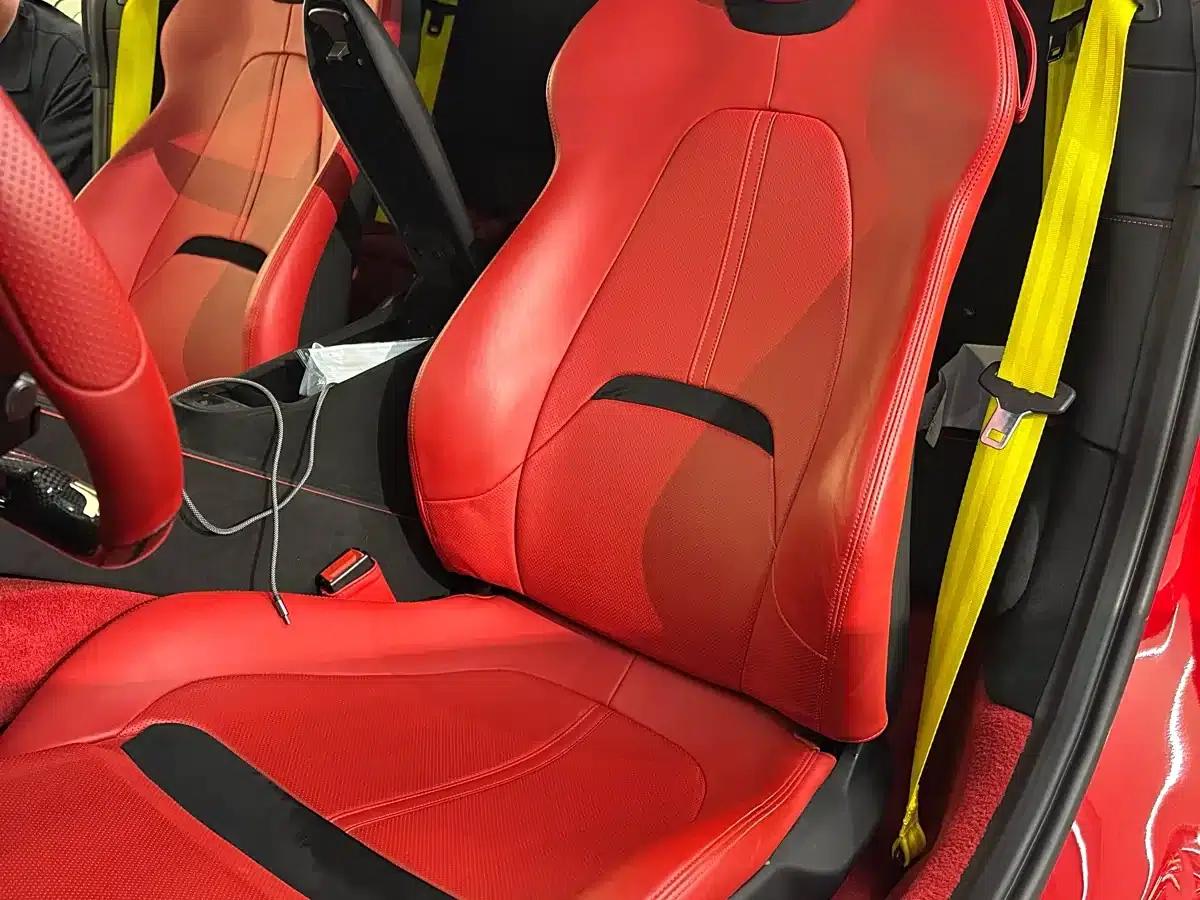 Roma 2020 3.9T V8 — миниатюра 8