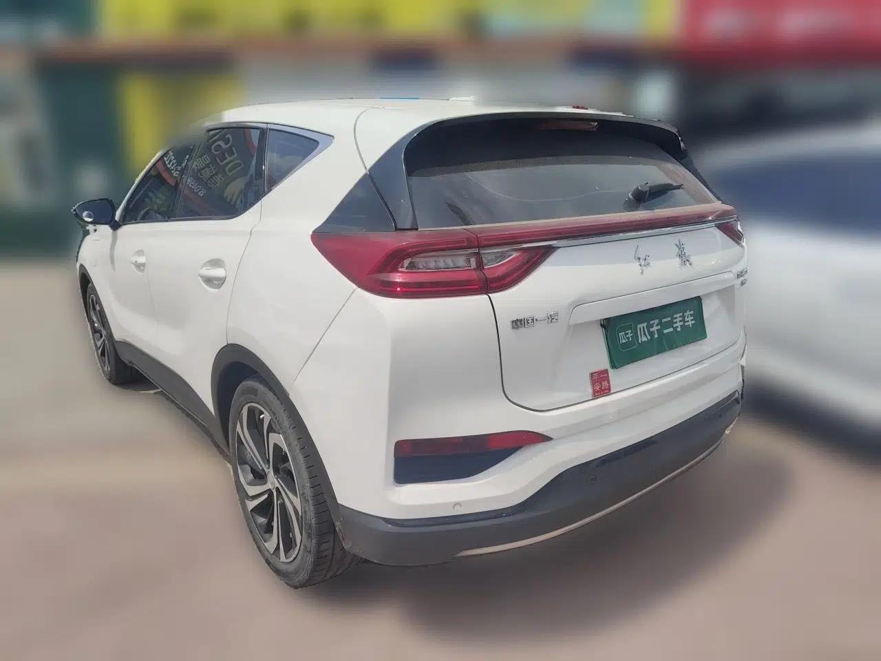 Hongqi E-HS3 2019 Zhilian Qiyue Two-Wheel Drive Version — миниатюра 4