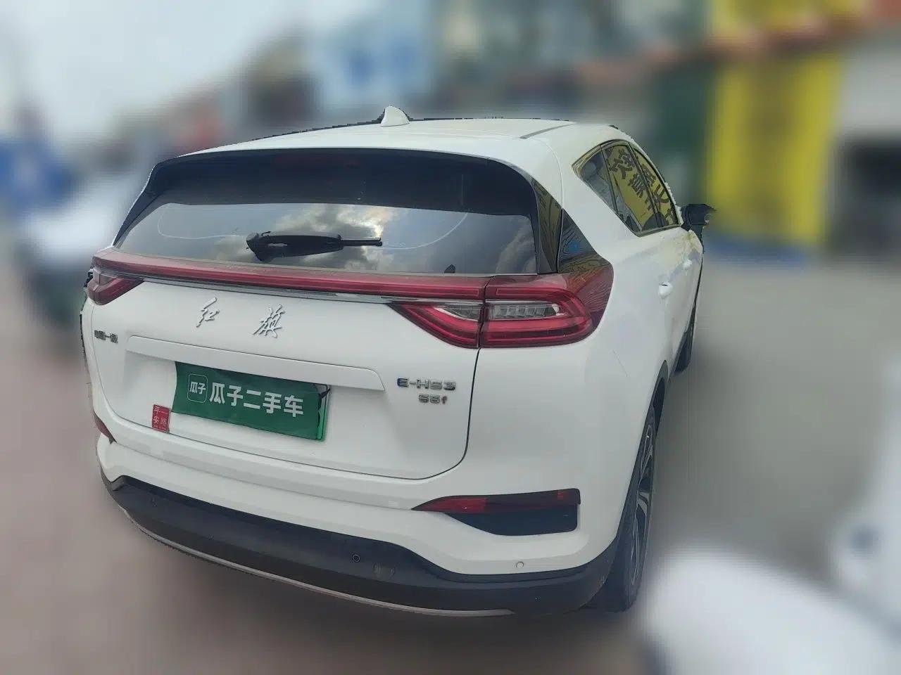 Hongqi E-HS3 2019 Zhilian Qiyue Two-Wheel Drive Version — миниатюра 6