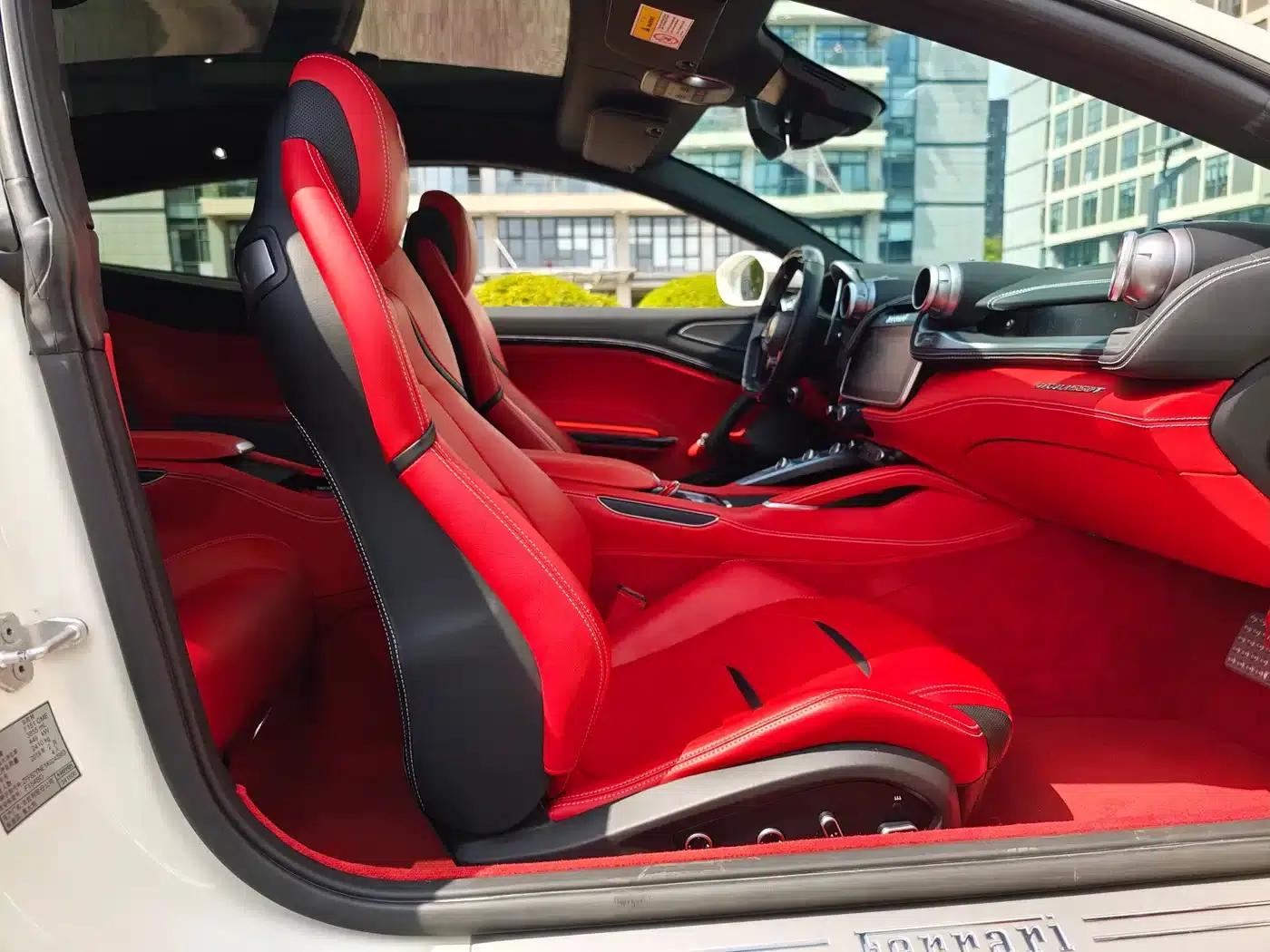 2017 GTC4Lusso 3.9T V8 — миниатюра 12