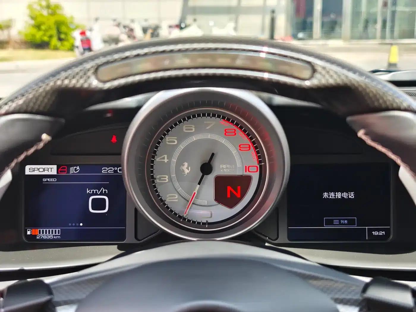 2017 GTC4Lusso 3.9T V8 — миниатюра 21